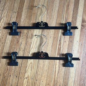 Chanel hanger set